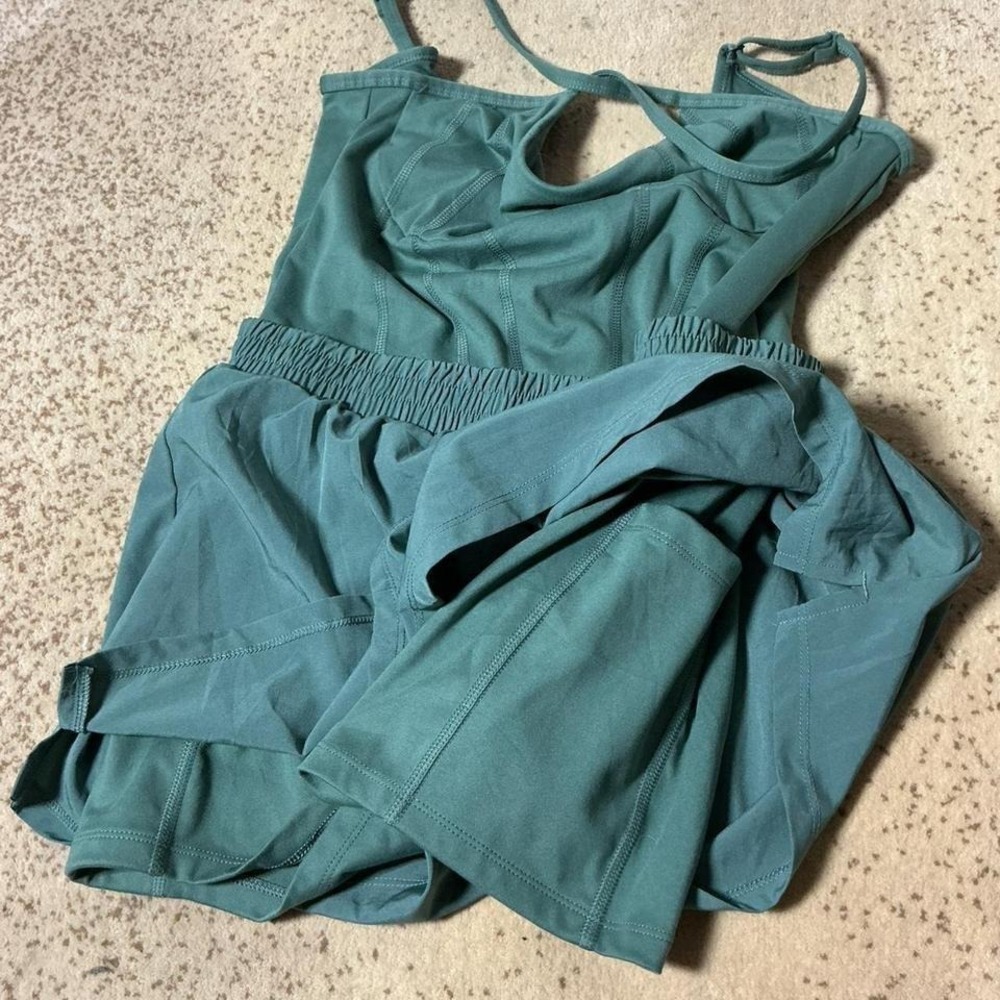 Victoria's Secret Pink Ultimate Runsie Green one-piece Romper Yoga Size M - Picture 6 of 8